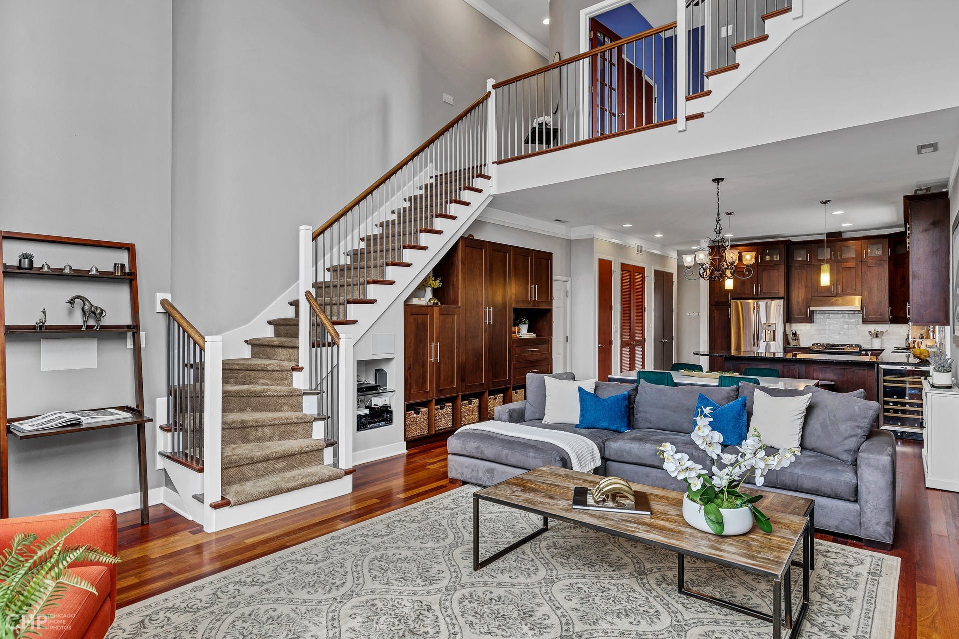 007-401929-2323 West Belden – Unit 2W_007_10920941 – Copy